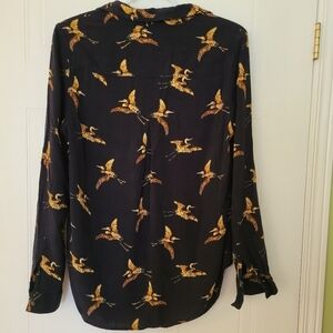 NWOT Velvet Heart Button Down Navy Blue with Golden Cranes Hi-Low Tie Up L/S Med